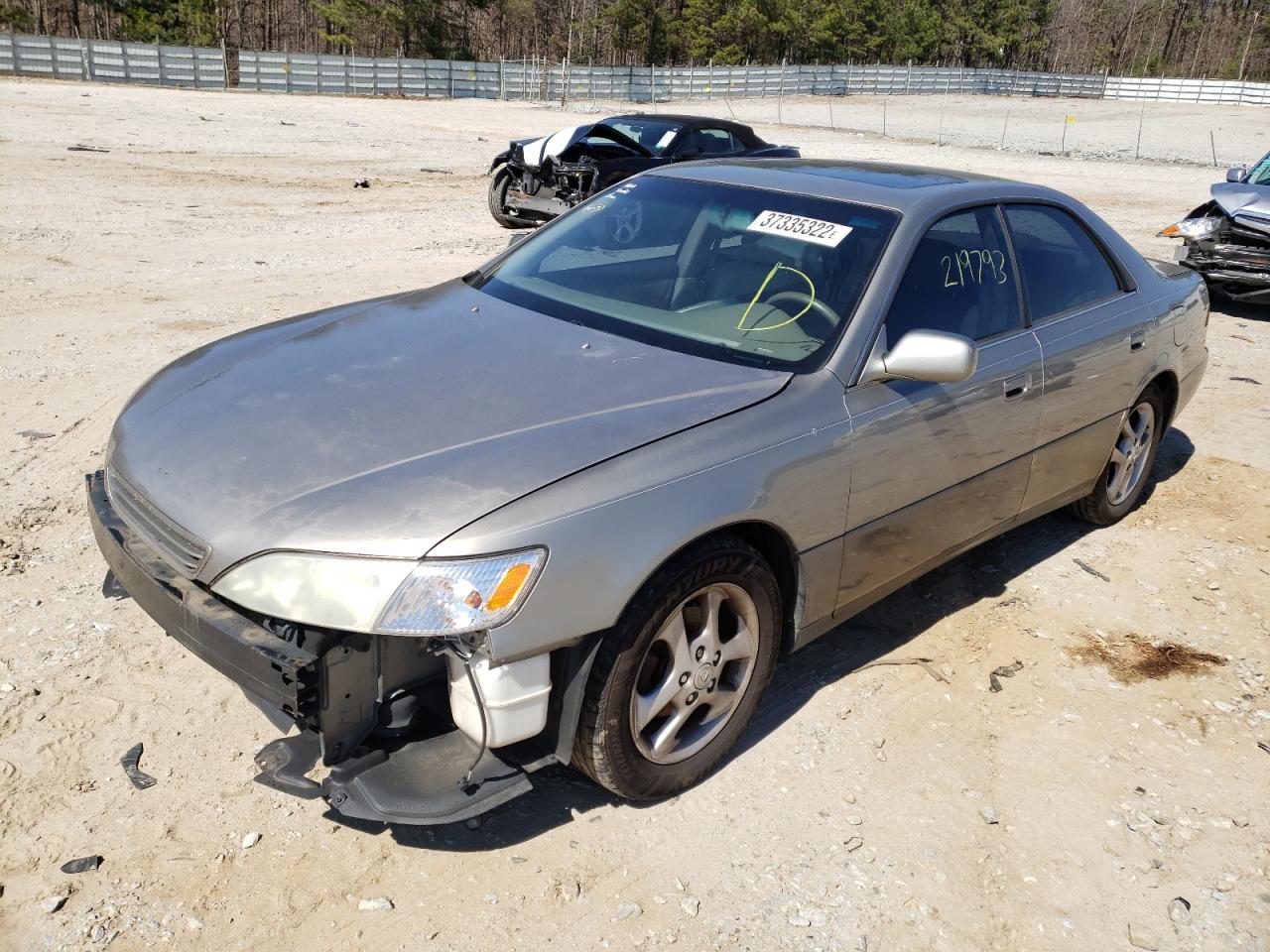 Фото 2 с аукциона – 2000 LEXUS ES 300 с VIN JT8BF28G7Y0281583