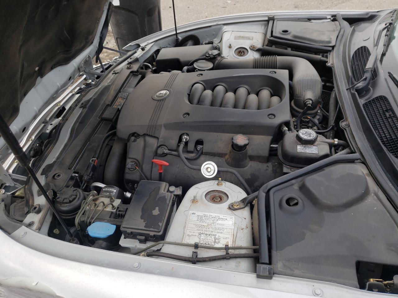 Photo 7 from auction – 2005 JAGUAR XK8 with VIN SAJDA42C252A41534