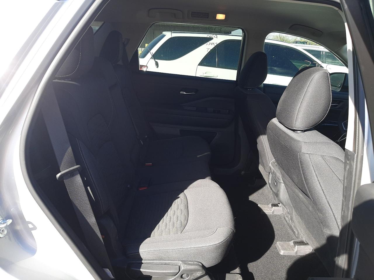 Photo 6 from auction – 2022 NISSAN PATHFINDER with VIN 5N1DR3AA9NC230279