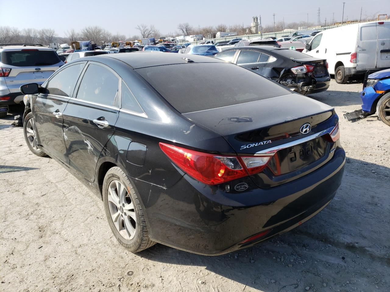 Photo 3 from auction – 2013 HYUNDAI SONATA SE with VIN 5NPEC4AC3DH605197