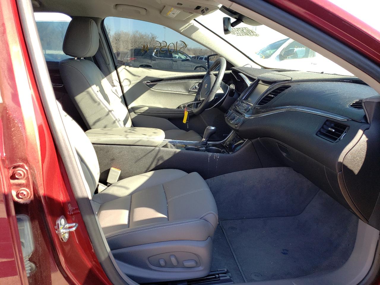 Photo 5 from auction – 2016 CHEVROLET IMPALA LT with VIN 2G1115S37G9155577