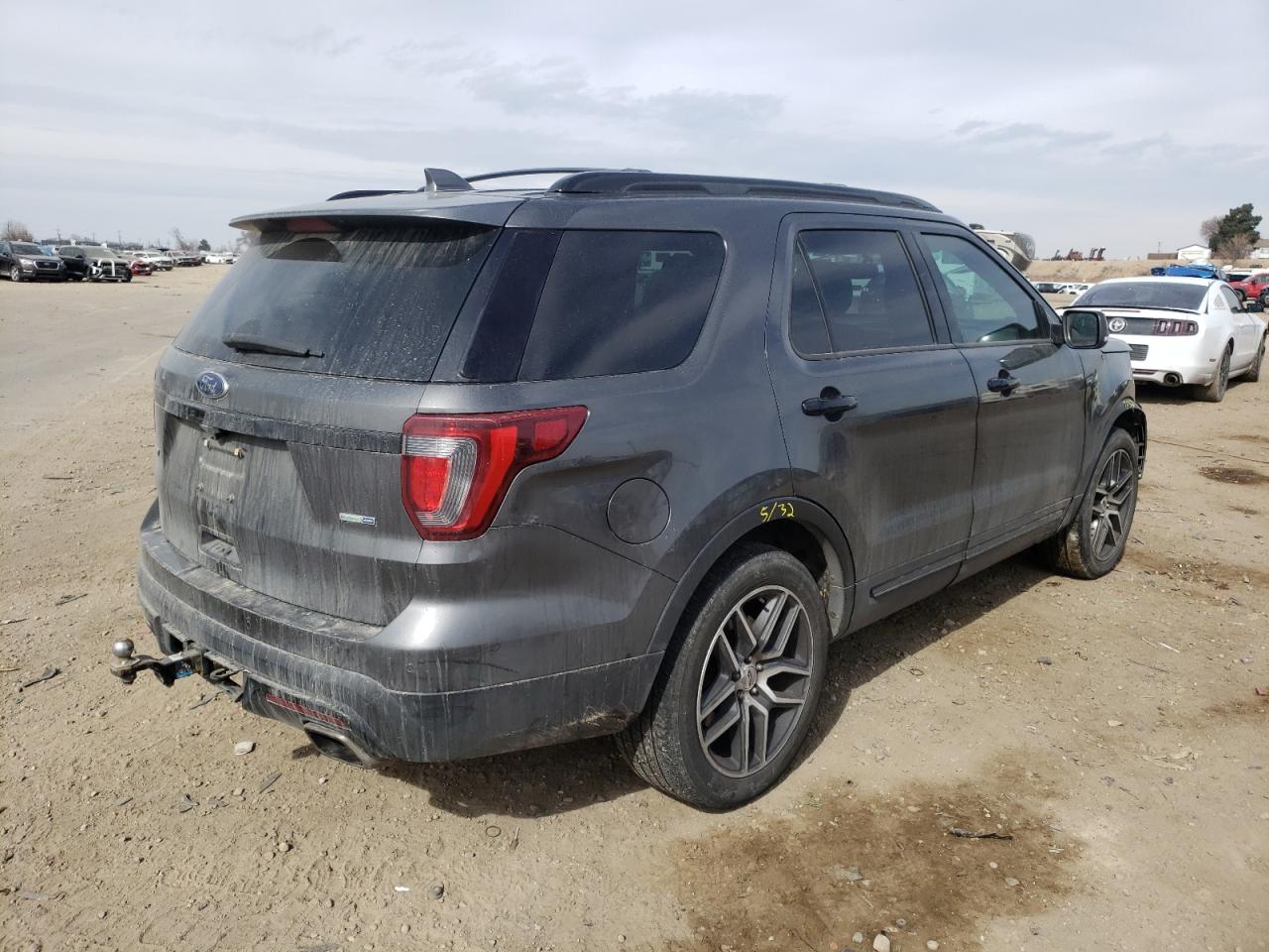 Photo 4 from auction – 2016 FORD EXPLORER S with VIN 1FM5K8GT8GGD27936