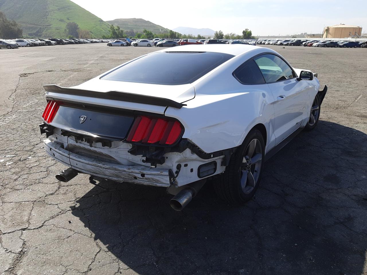 Photo 4 from auction – 2017 FORD MUSTANG with VIN 1FA6P8AM5H5250506