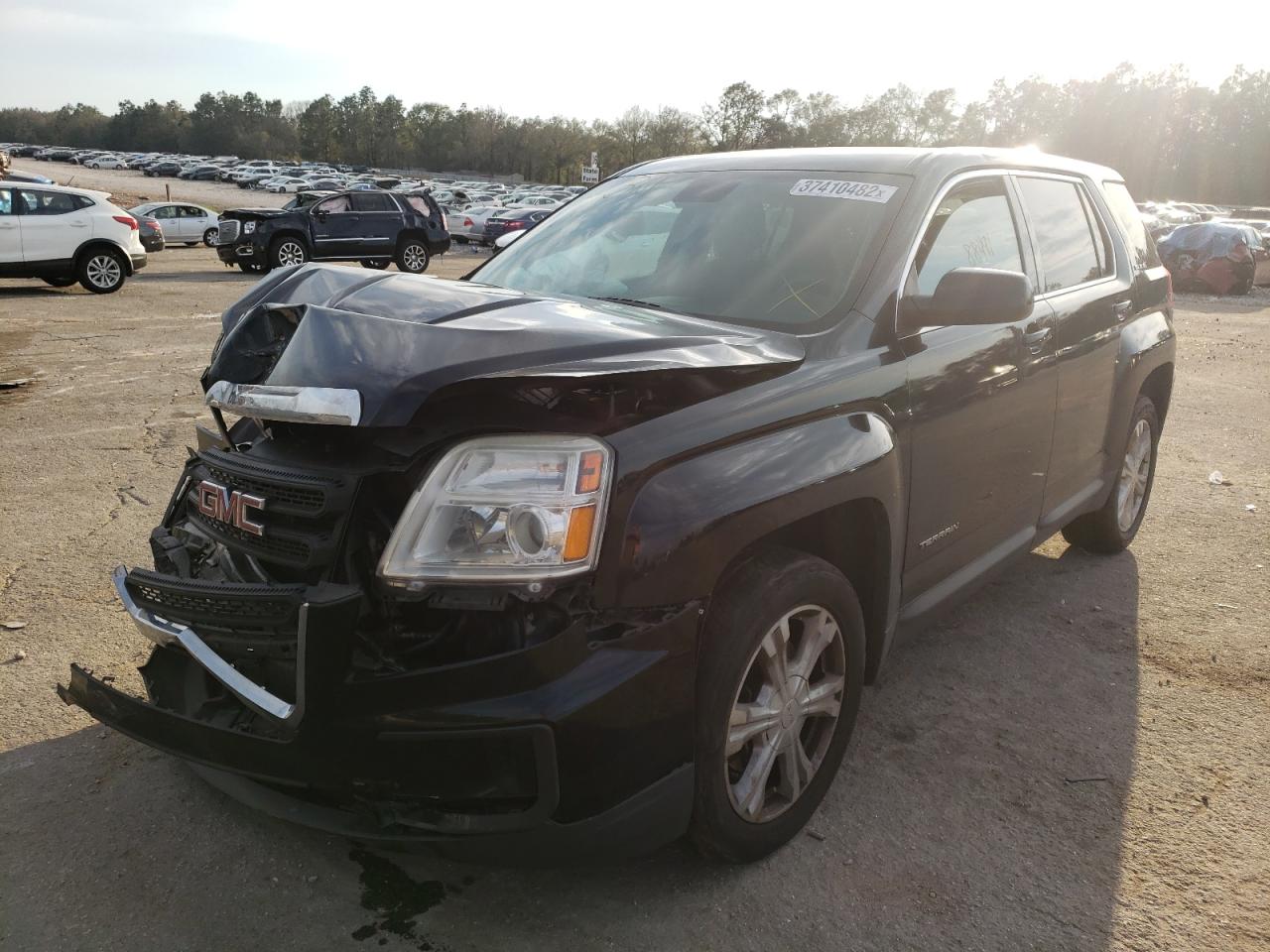 Photo 2 from auction – 2017 GMC TERRAIN SL with VIN 2GKALMEK3H6200150