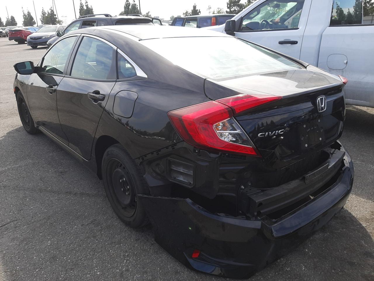 Photo 3 from auction – 2019 HONDA CIVIC LX with VIN 2HGFC2F69KH547387