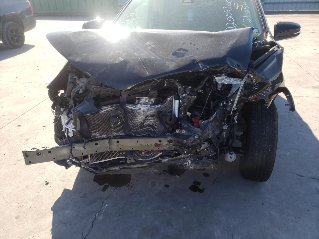 Photo 9 from auction – 2018 TOYOTA RAV4 ADVEN with VIN 2T3RFREV3JW798781