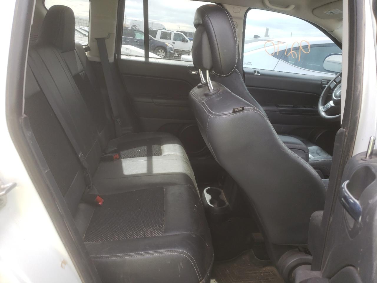 Photo 6 from auction – 2015 JEEP COMPASS SP with VIN 1C4NJDBB7FD395773