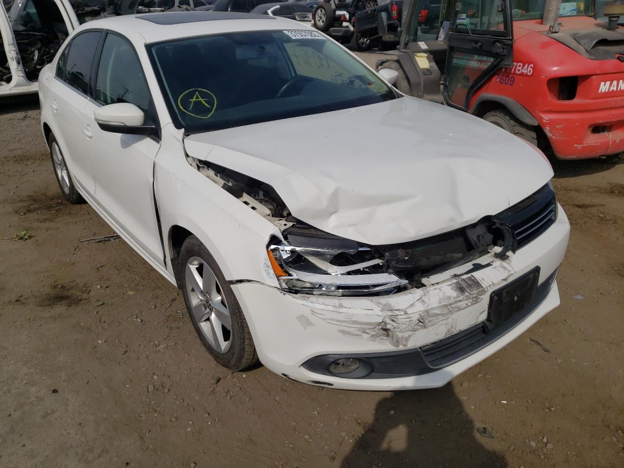 VOLKSWAGEN JETTA TDI 2012 with VIN 3VWLL7AJ2CM030037 - Photo from auction