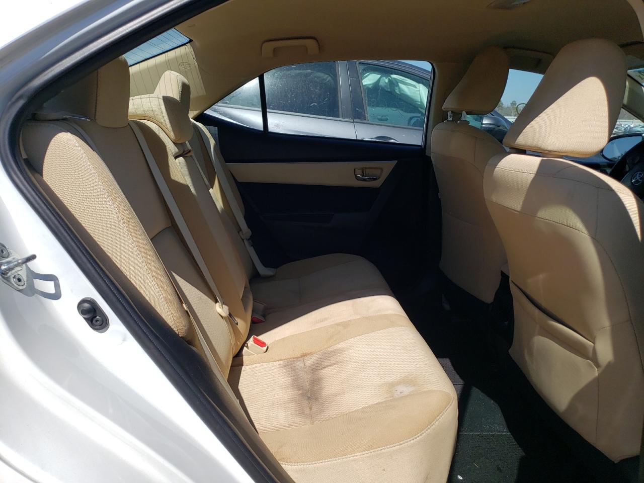 Photo 6 from auction – 2018 TOYOTA COROLLA L with VIN 5YFBURHE9JP747248