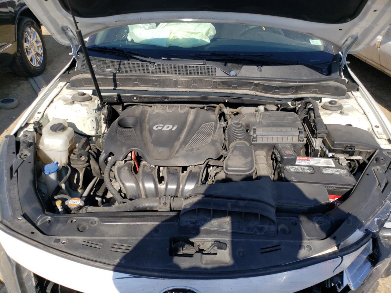 Photo 7 from auction – 2011 KIA OPTIMA LX with VIN KNAGM4A77B5056722