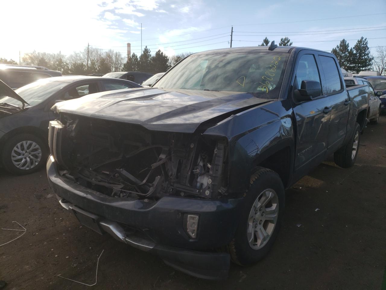 Photo 2 from auction – 2017 CHEVROLET SILVERADO with VIN 3GCUKREC3HG185106