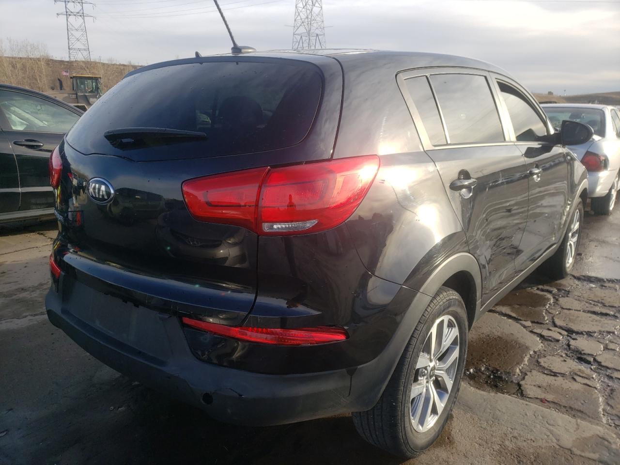 Photo 4 from auction – 2016 KIA SPORTAGE L with VIN KNDPBCAC2G7800917