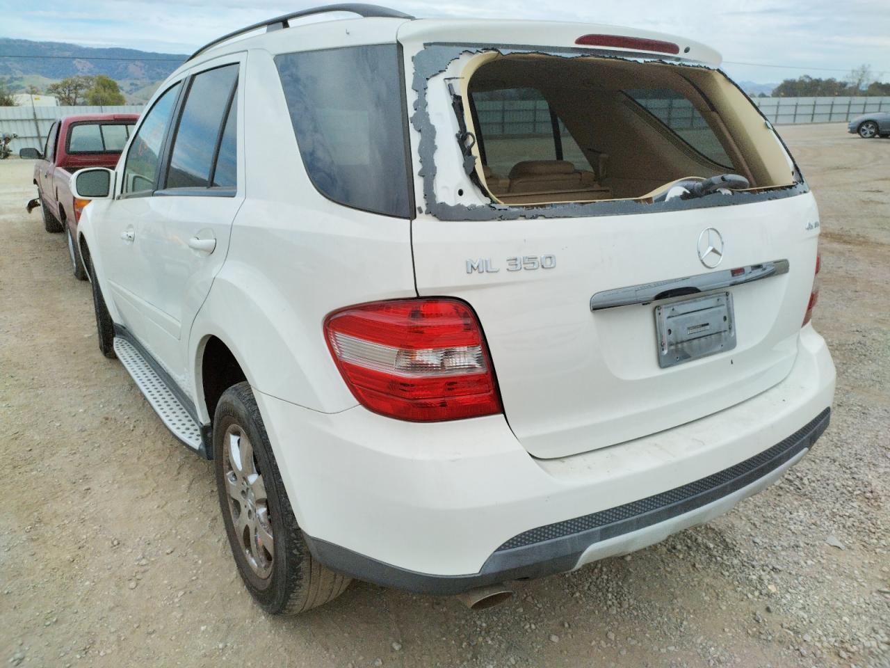 Photo 9 from auction – 2007 MERCEDES-BENZ ML 350 with VIN 4JGBB86E27A294814