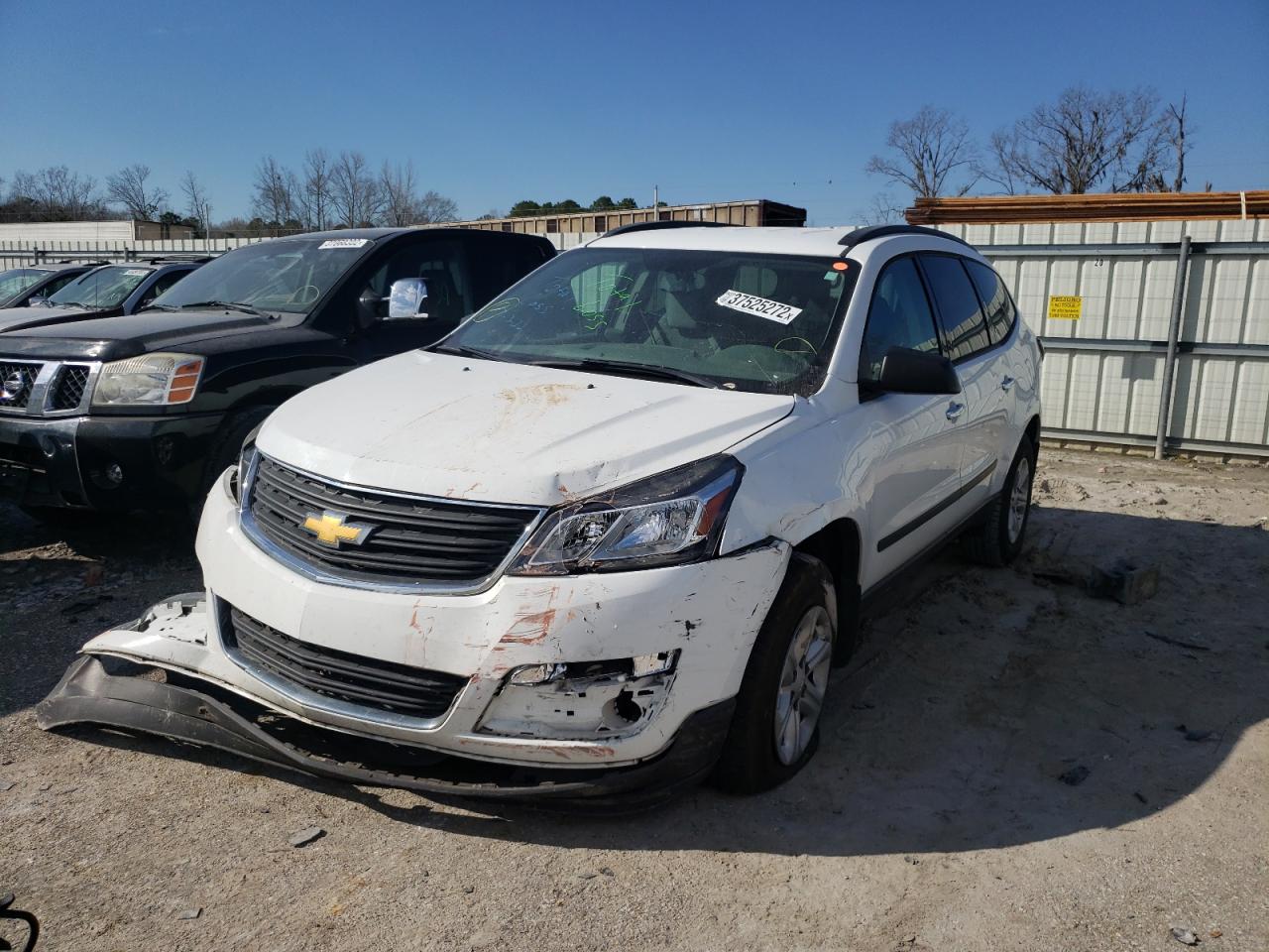 Photo 2 from auction – 2017 CHEVROLET TRAVERSE L with VIN 1GNKRFED5HJ353523