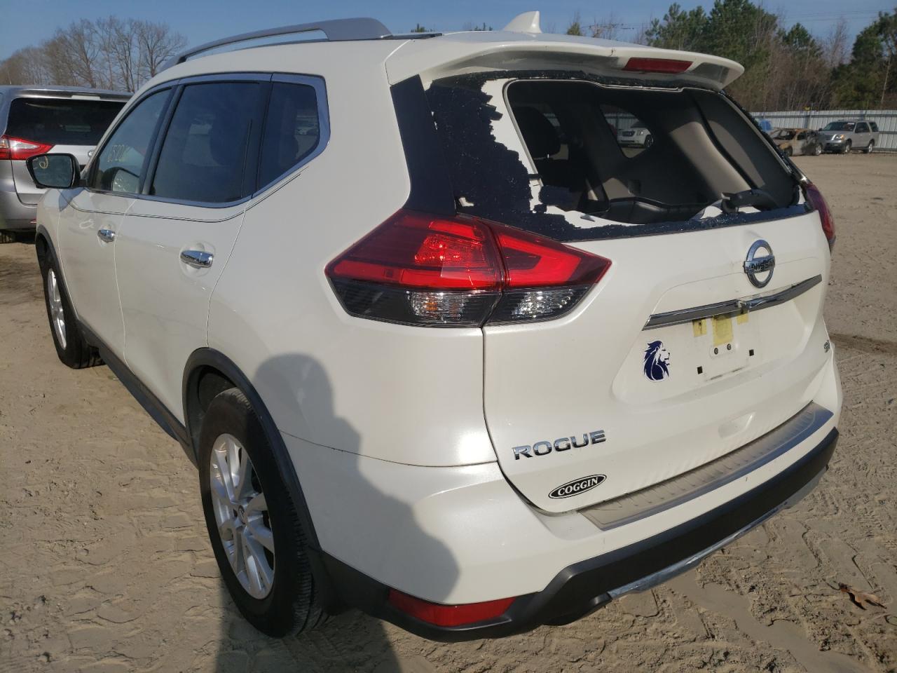 Photo 3 from auction – 2017 NISSAN ROGUE S with VIN JN8AT2MT2HW401140