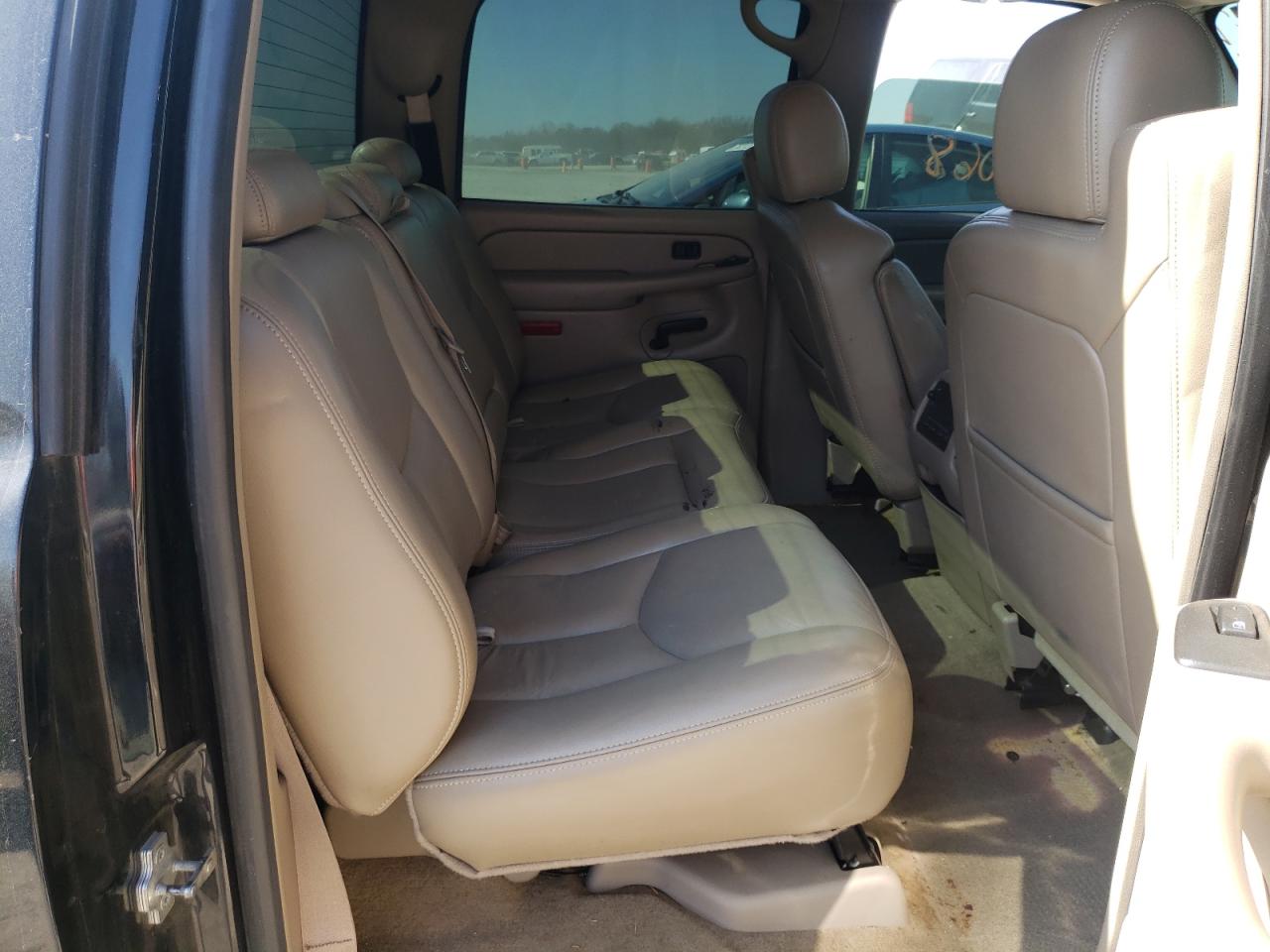 Photo 6 from auction – 2006 CHEVROLET SILVERADO with VIN 2GCEK13Z261301964