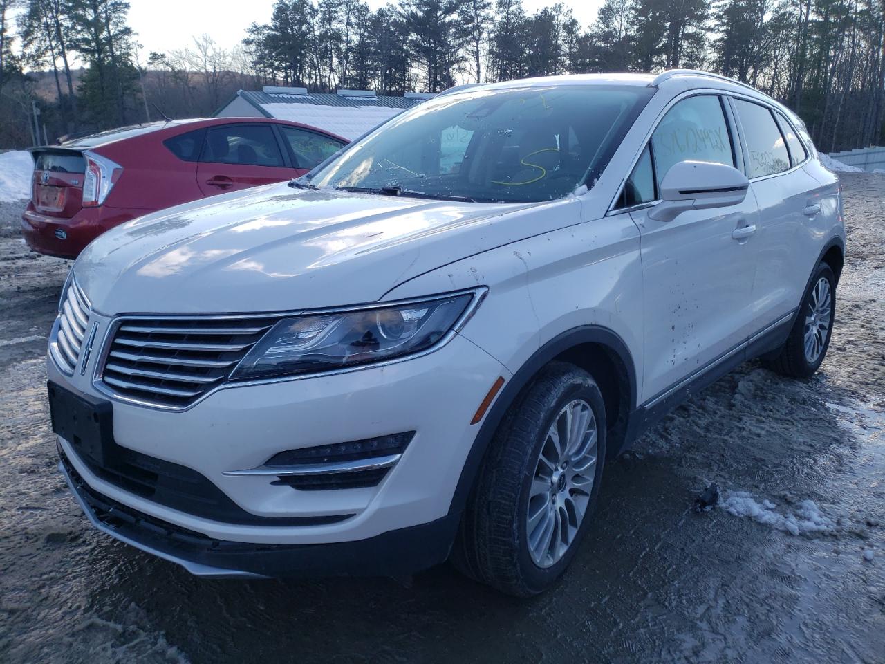 Photo 2 from auction – 2017 LINCOLN MKC RESERV with VIN 5LMTJ3DH4HUL49252