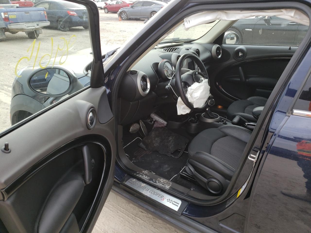 Photo 9 from auction – 2012 MINI COOPER S C with VIN WMWZC3C53CWL81557