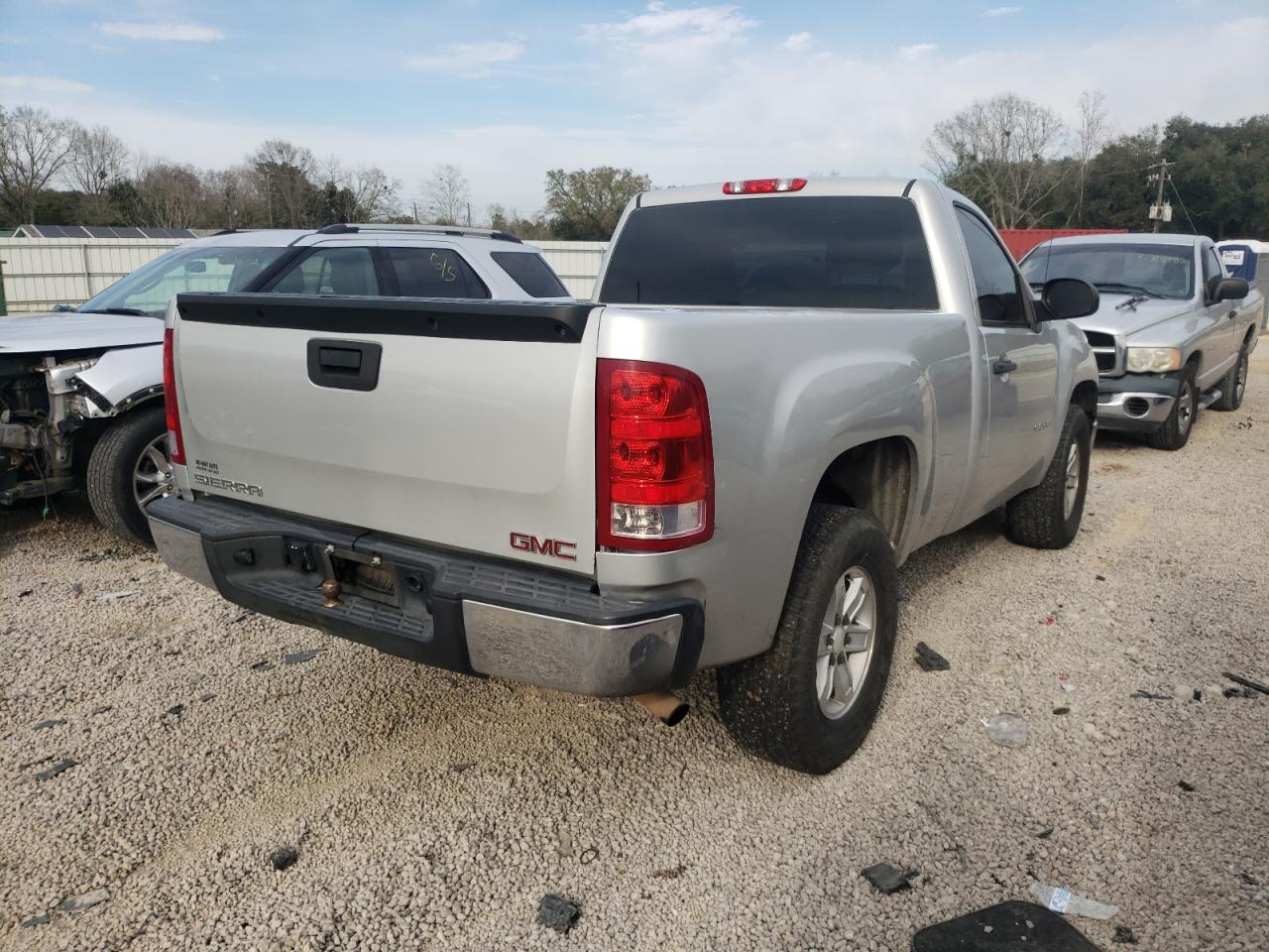 Photo 4 from auction – 2011 GMC PICKUP with VIN 1GTN1TEX9BZ420865