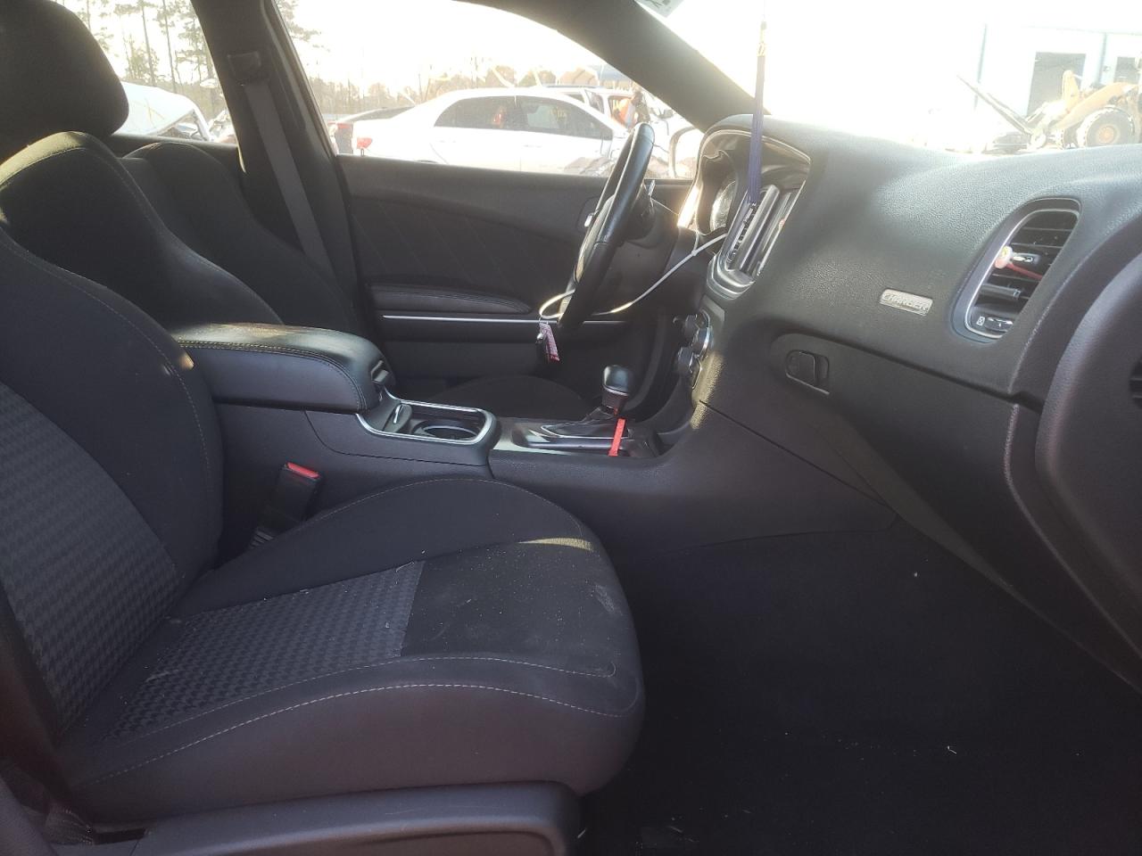 Photo 5 from auction – 2019 DODGE CHARGER R/ with VIN 2C3CDXCT4KH742940