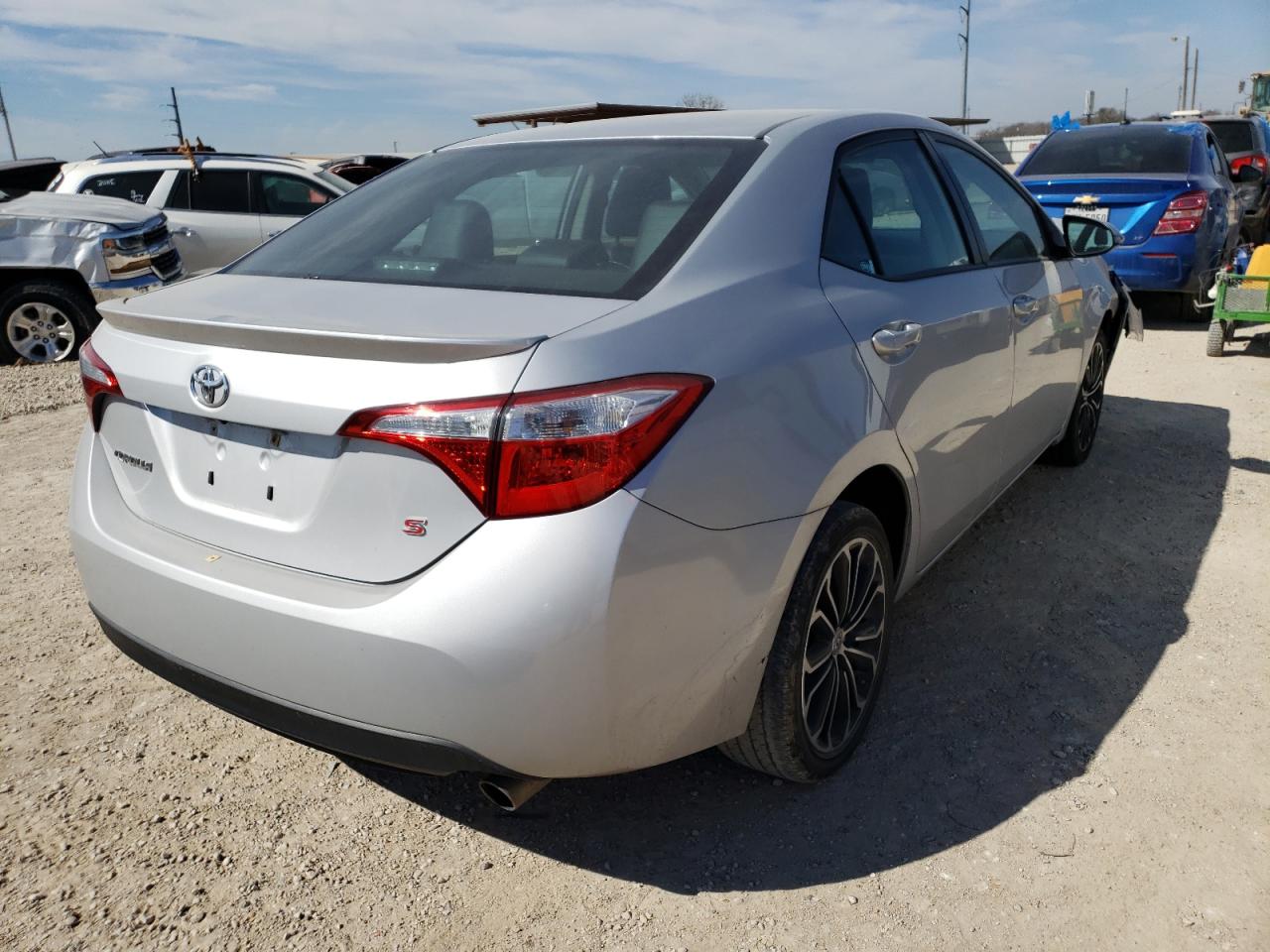 Photo 4 from auction – 2014 TOYOTA COROLLA L with VIN 2T1BURHE5EC101159