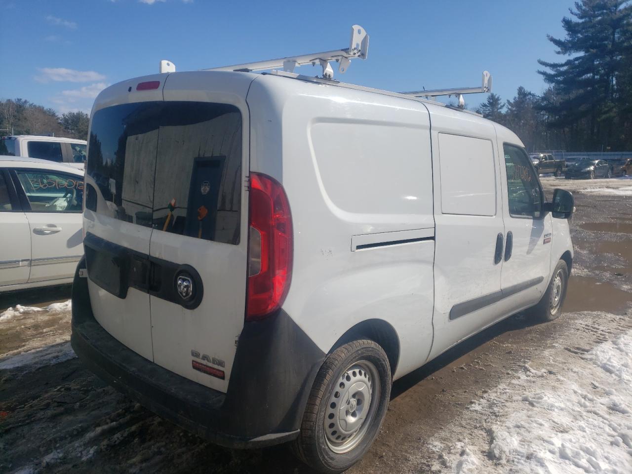 Photo 4 from auction – 2015 RAM PROMASTER with VIN ZFBERFAT9F6971160