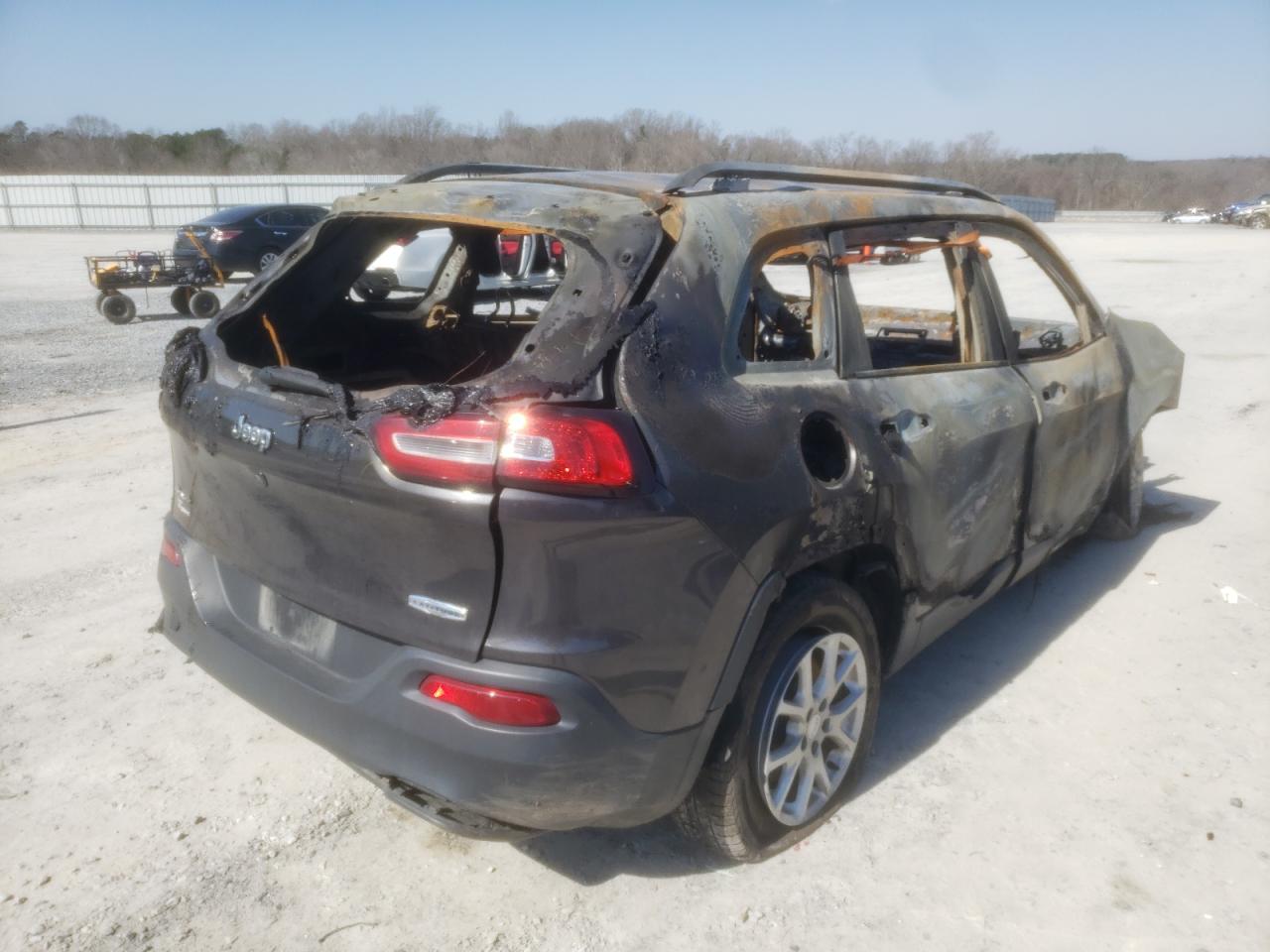 Photo 4 from auction – 2017 JEEP CHEROKEE L with VIN 1C4PJMCB5HW565689