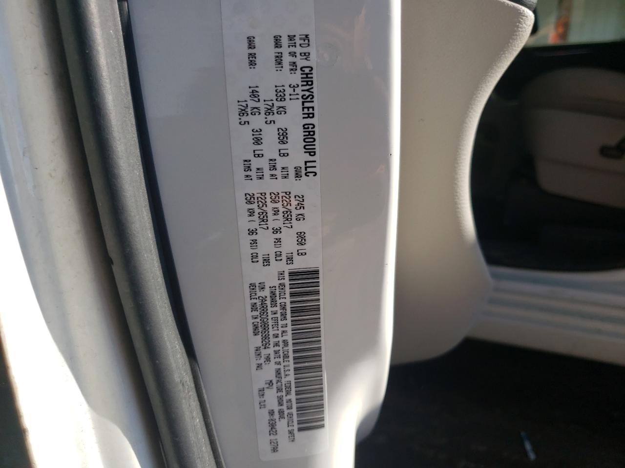 Photo 10 from auction – 2011 CHRYSLER TOWN & COU with VIN 2A4RR6DG0BR698264