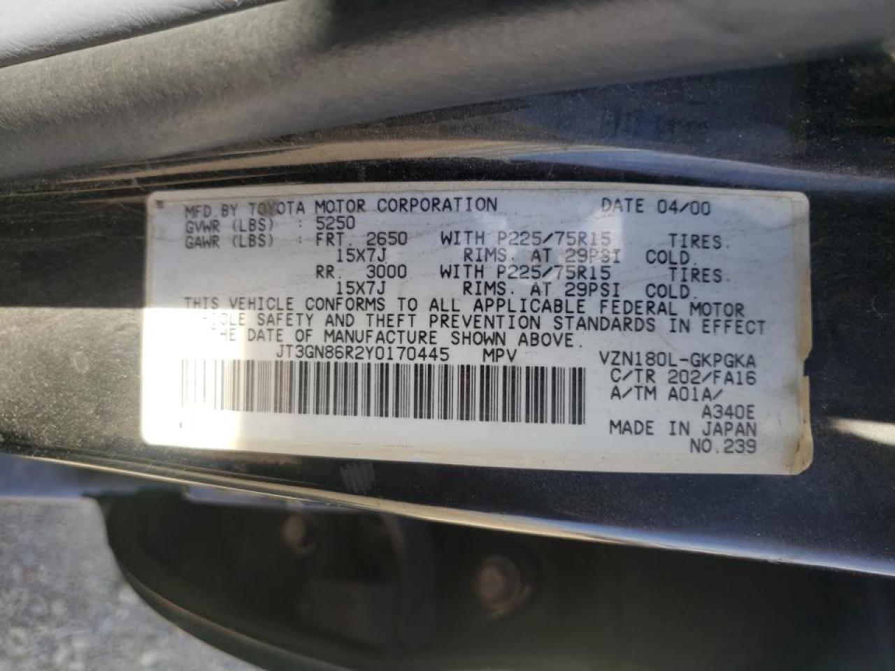 Photo 10 from auction – 2000 TOYOTA 4RUNNER SR with VIN JT3GN86R2Y0170445