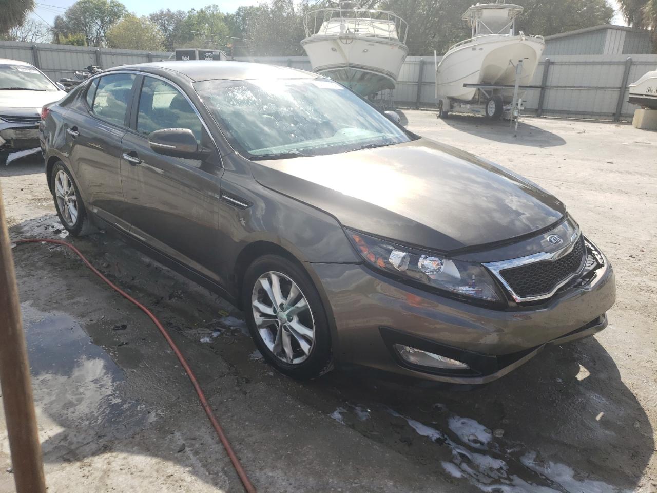 KIA OPTIMA EX 2012 with VIN 5XXGN4A70CG087498 - Photo from auction
