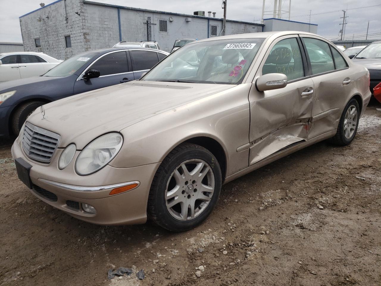 Photo 2 from auction – 2003 MERCEDES-BENZ E 320 with VIN WDBUF65J83A149404