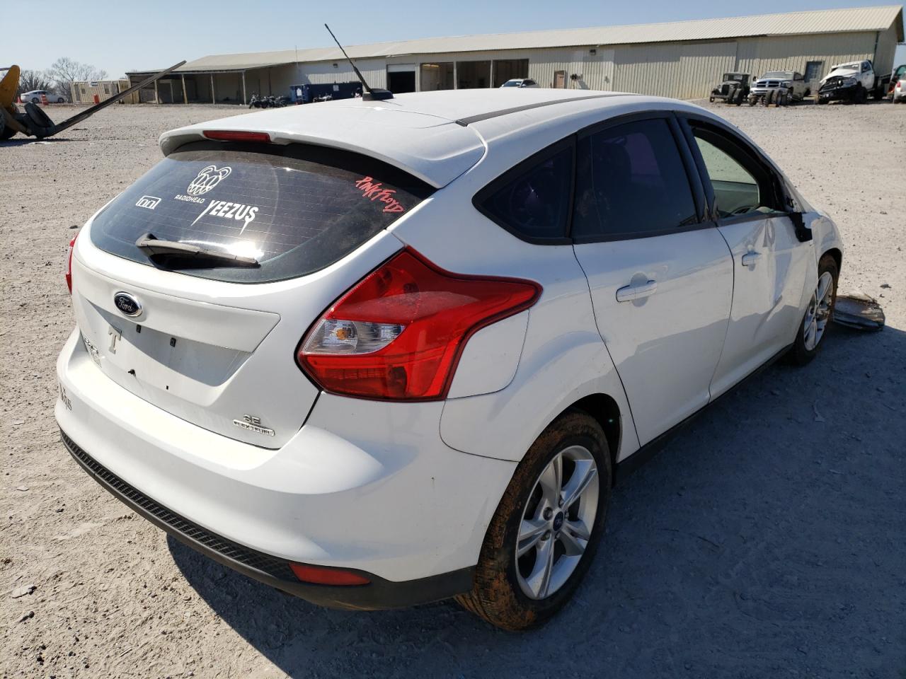 Photo 4 from auction – 2014 FORD FOCUS SE with VIN 1FADP3K29EL296080