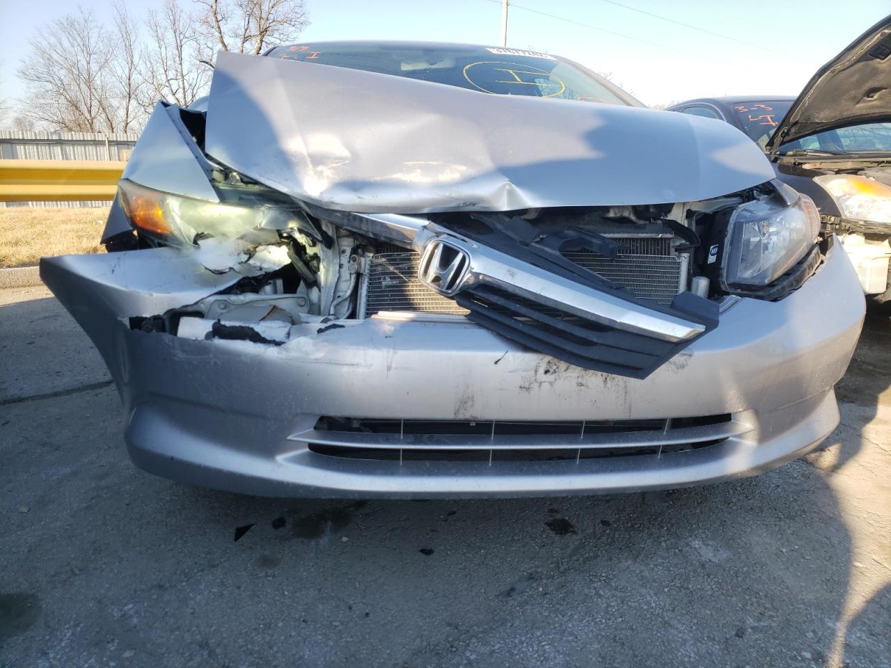 Photo 9 from auction – 2012 HONDA CIVIC LX with VIN 19XFB2F57CE061201