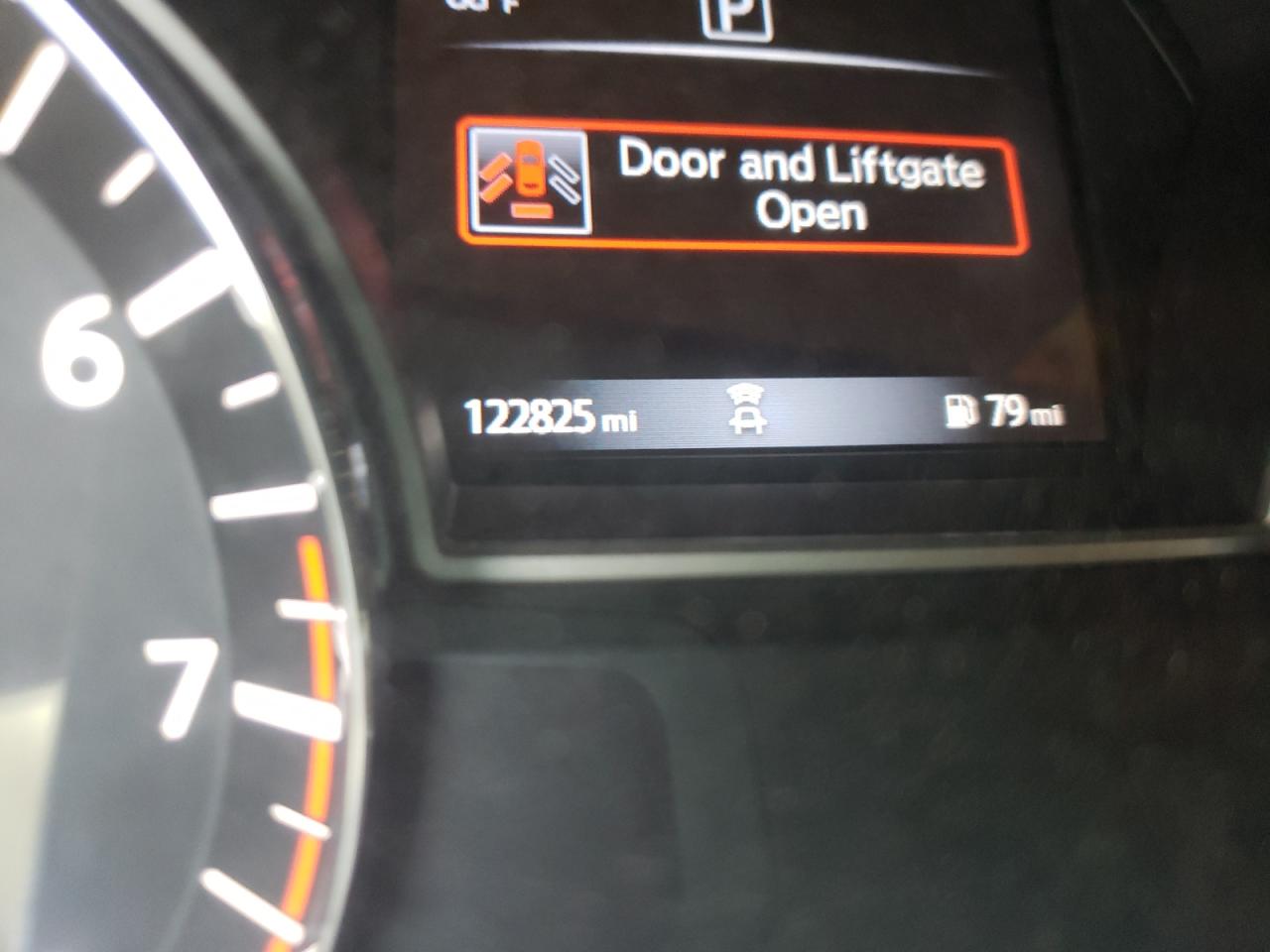 Photo 8 from auction – 2018 NISSAN PATHFINDER with VIN 5N1DR2MN7JC650948