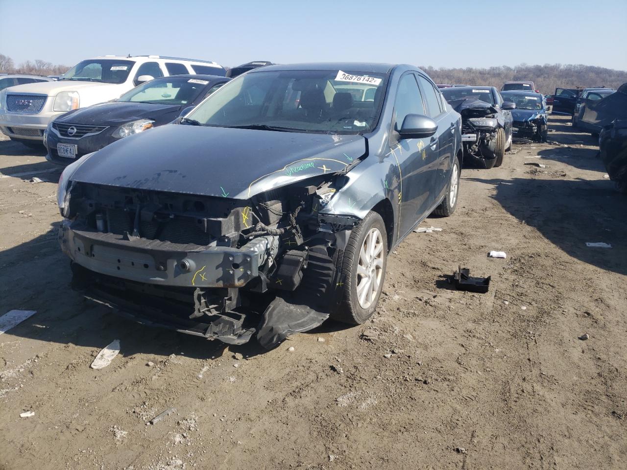Photo 2 from auction – 2012 MAZDA 3 I with VIN JM1BL1V71C1692778
