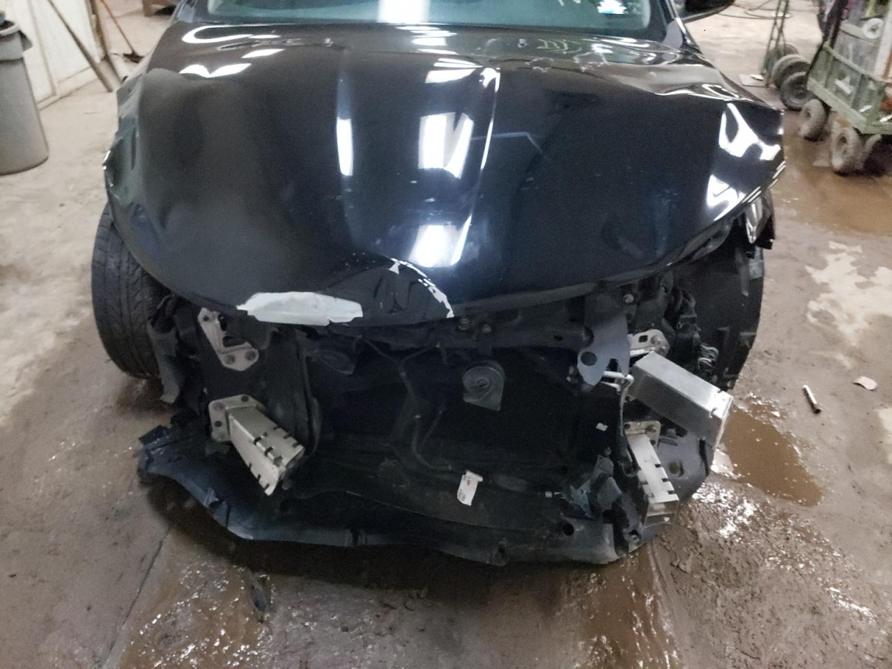 Photo 9 from auction – 2016 CHRYSLER 200 LIMITE with VIN 1C3CCCAB6GN160424