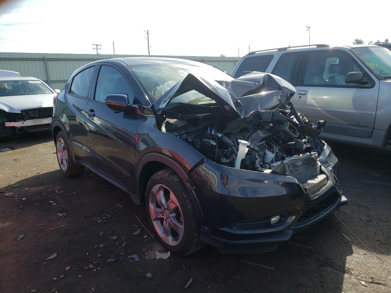 HONDA HR-V EX 2017 with VIN 3CZRU6H50HM724319 - Photo from auction