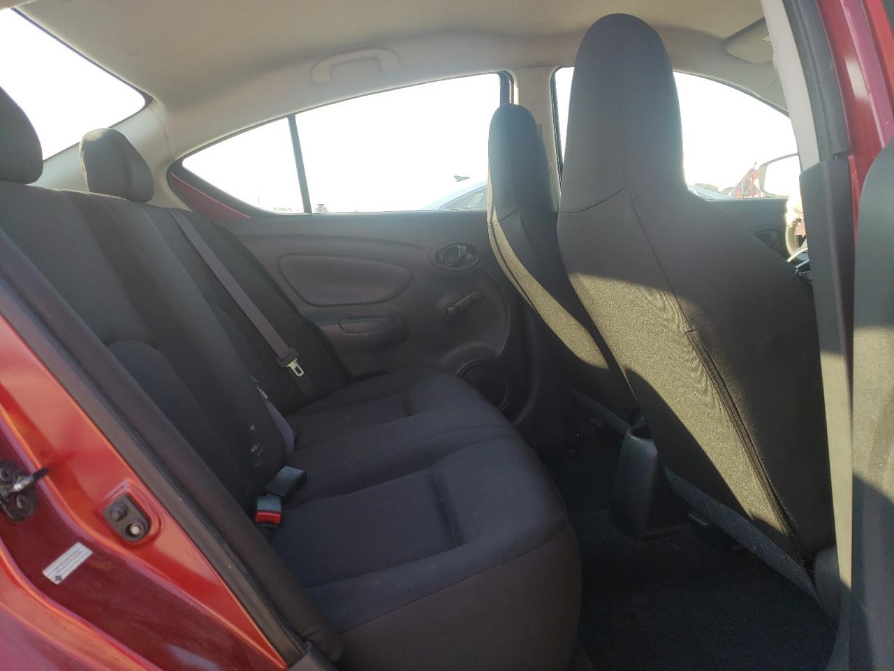 Photo 6 from auction – 2017 NISSAN VERSA S with VIN 3N1CN7AP7HL879744
