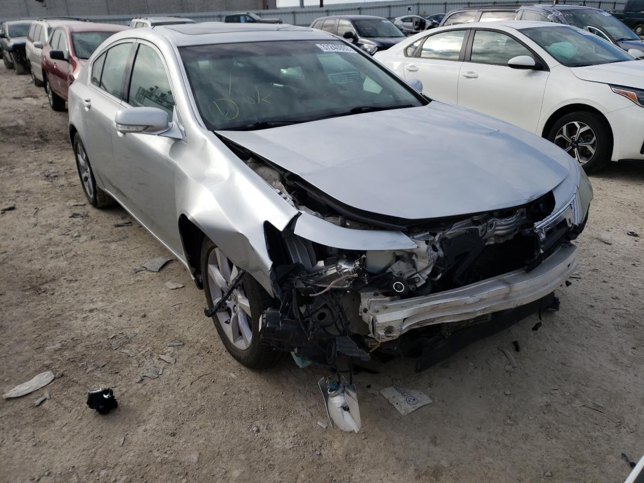 ACURA TL 2013 with VIN 19UUA8F26DA015528 - Photo from auction