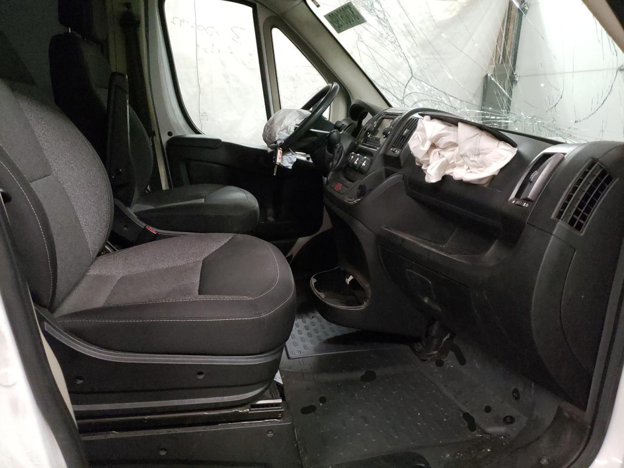 Photo 5 from auction – 2017 RAM PROMASTER with VIN 3C6TRVDG5HE533639