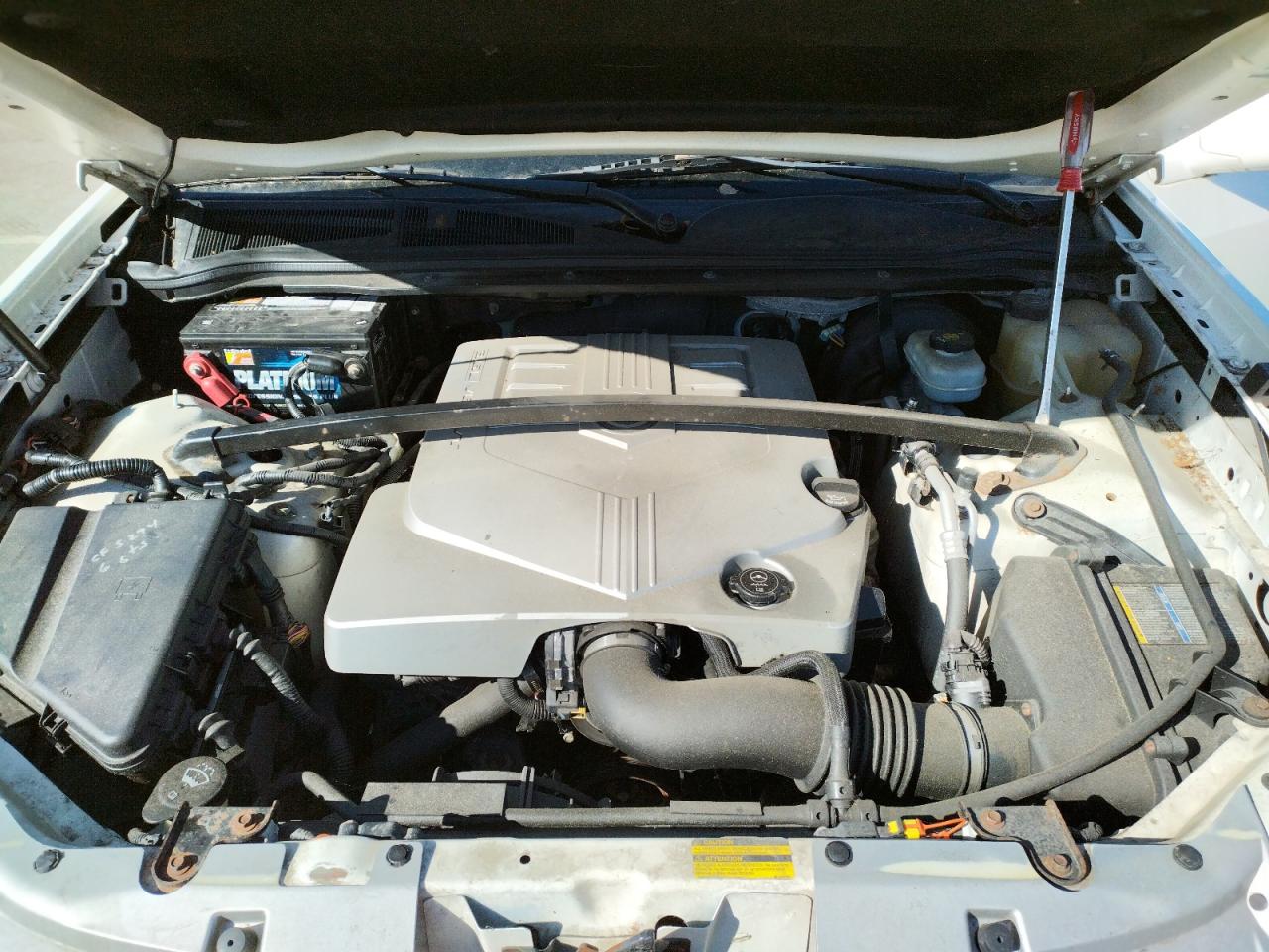 Photo 7 from auction – 2006 CADILLAC SRX with VIN 1GYEE637360132031
