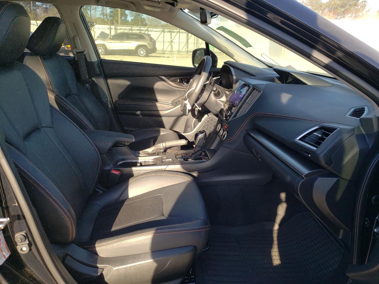 Photo 5 from auction – 2018 SUBARU CROSSTREK with VIN JF2GTAMC6J8256809