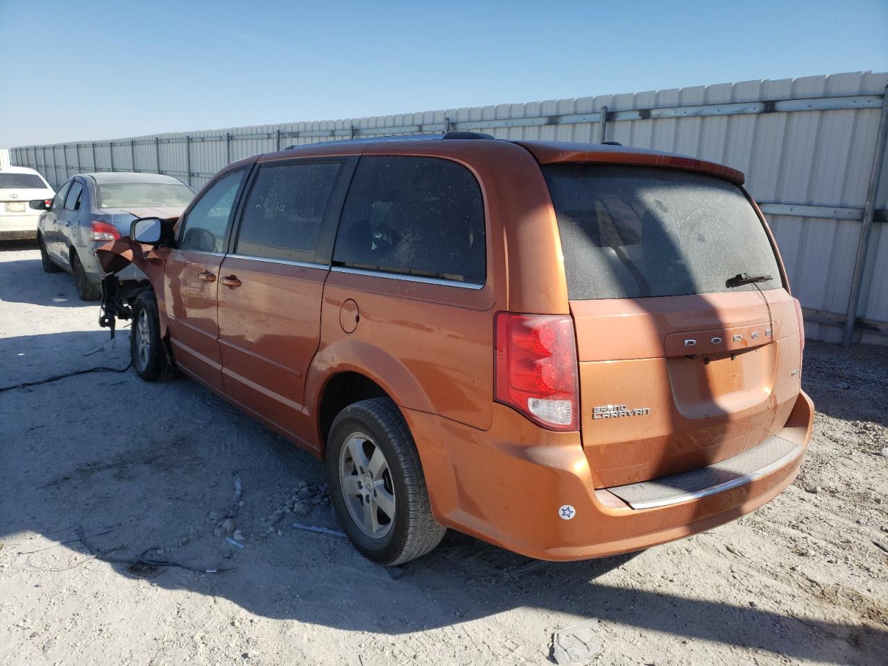 Photo 3 from auction – 2011 DODGE GRAND CARA with VIN 2D4RN5DG1BR751343