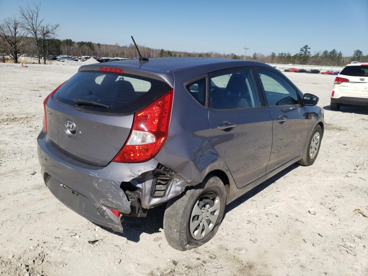 Photo 4 from auction – 2016 HYUNDAI ACCENT with VIN KMHCT5AE3GU296528