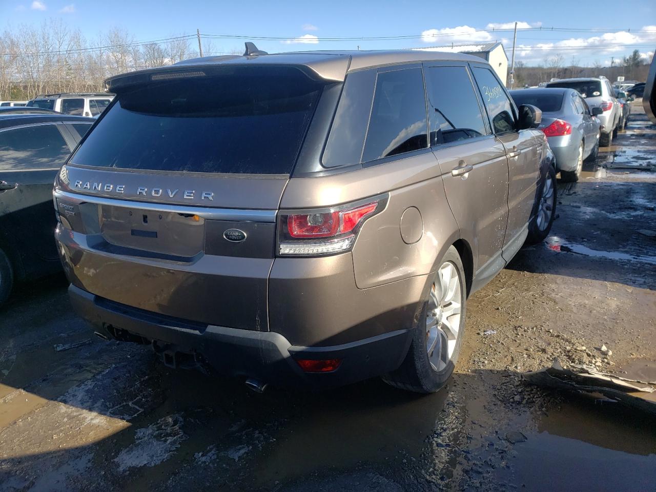 Photo 4 from auction – 2016 LAND ROVER RANGE ROVE with VIN SALWR2KF3GA560637