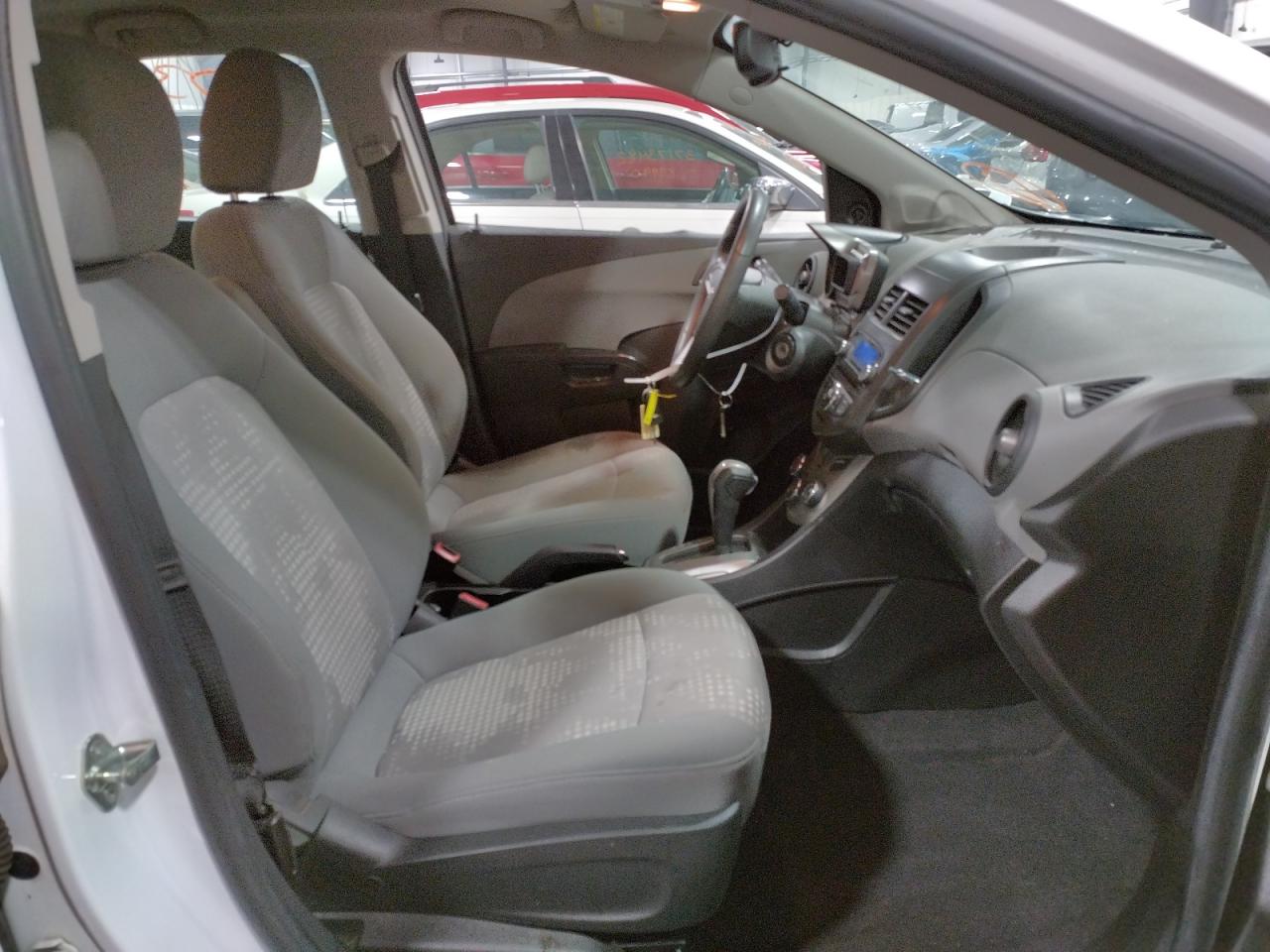 Photo 5 from auction – 2012 CHEVROLET SONIC LS with VIN 1G1JA5SH6C4219522