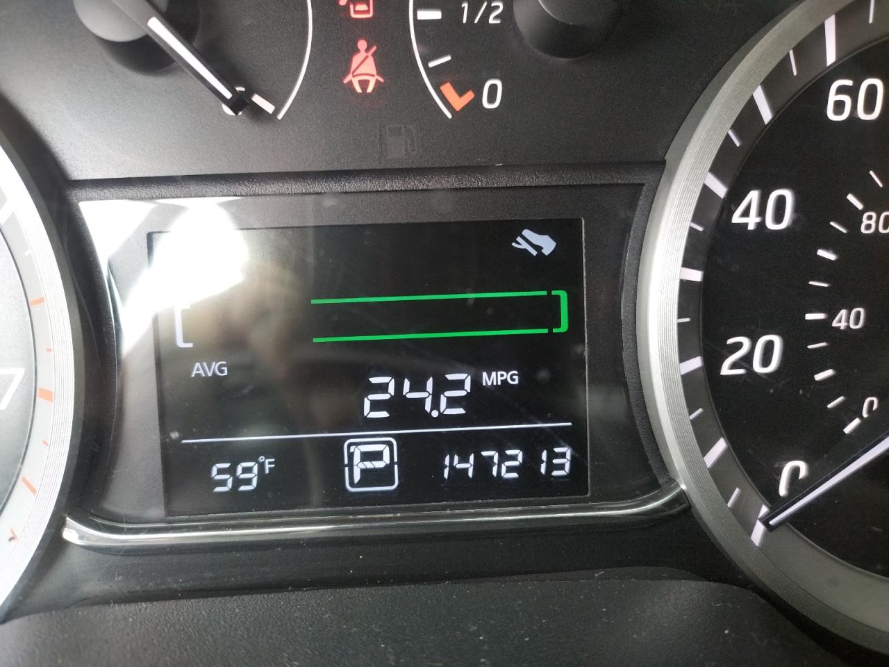 Photo 8 from auction – 2014 NISSAN SENTRA S with VIN 3N1AB7AP2EY278692