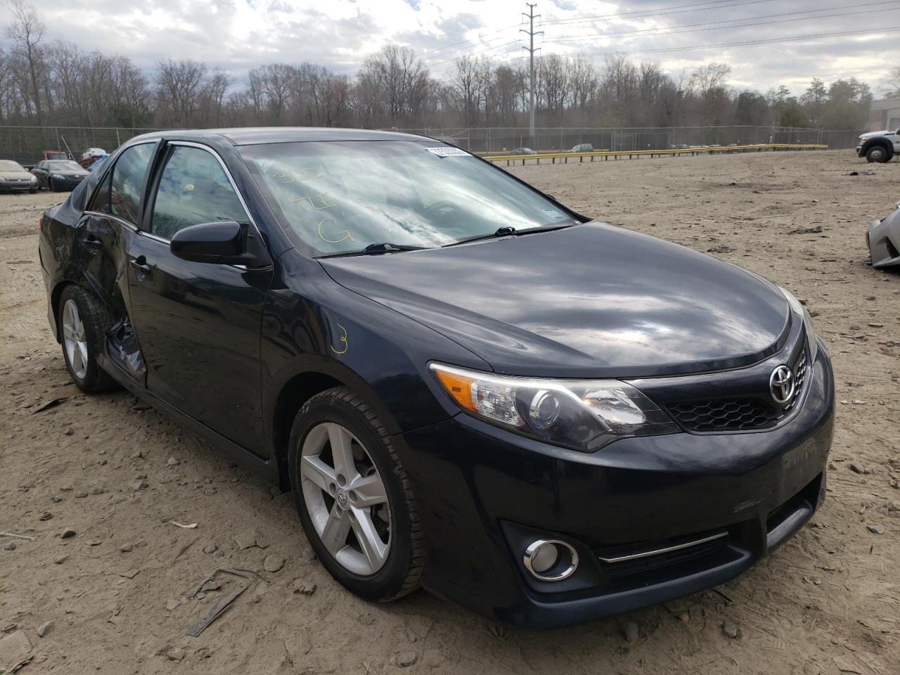 TOYOTA CAMRY L 2014 with VIN 4T1BF1FK4EU343430 - Photo from auction