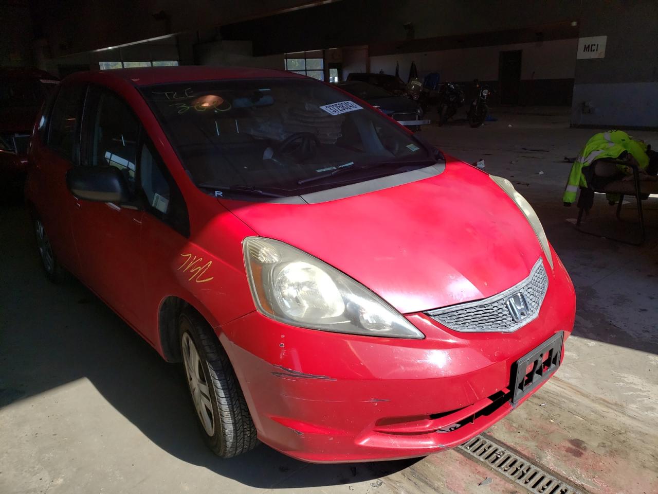 HONDA FIT 2010 with VIN JHMGE8H26AC007943 - Photo from auction