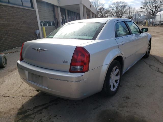 Photo 4 from auction – 2005 CHRYSLER 300 TOURIN with VIN 2C3JA53G55H137644